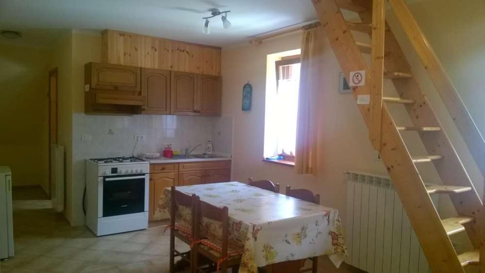 Apartment Pretner, Lepena 索卡 外观 照片